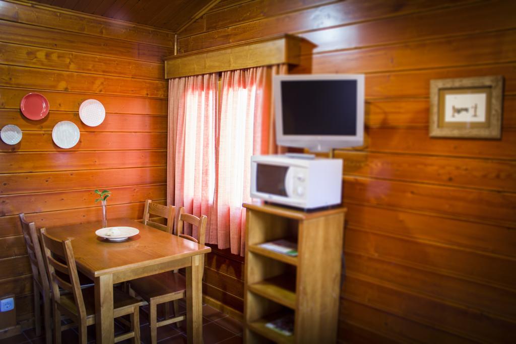 Camping Oleiros Hotel Oleiros  Ngoại thất bức ảnh